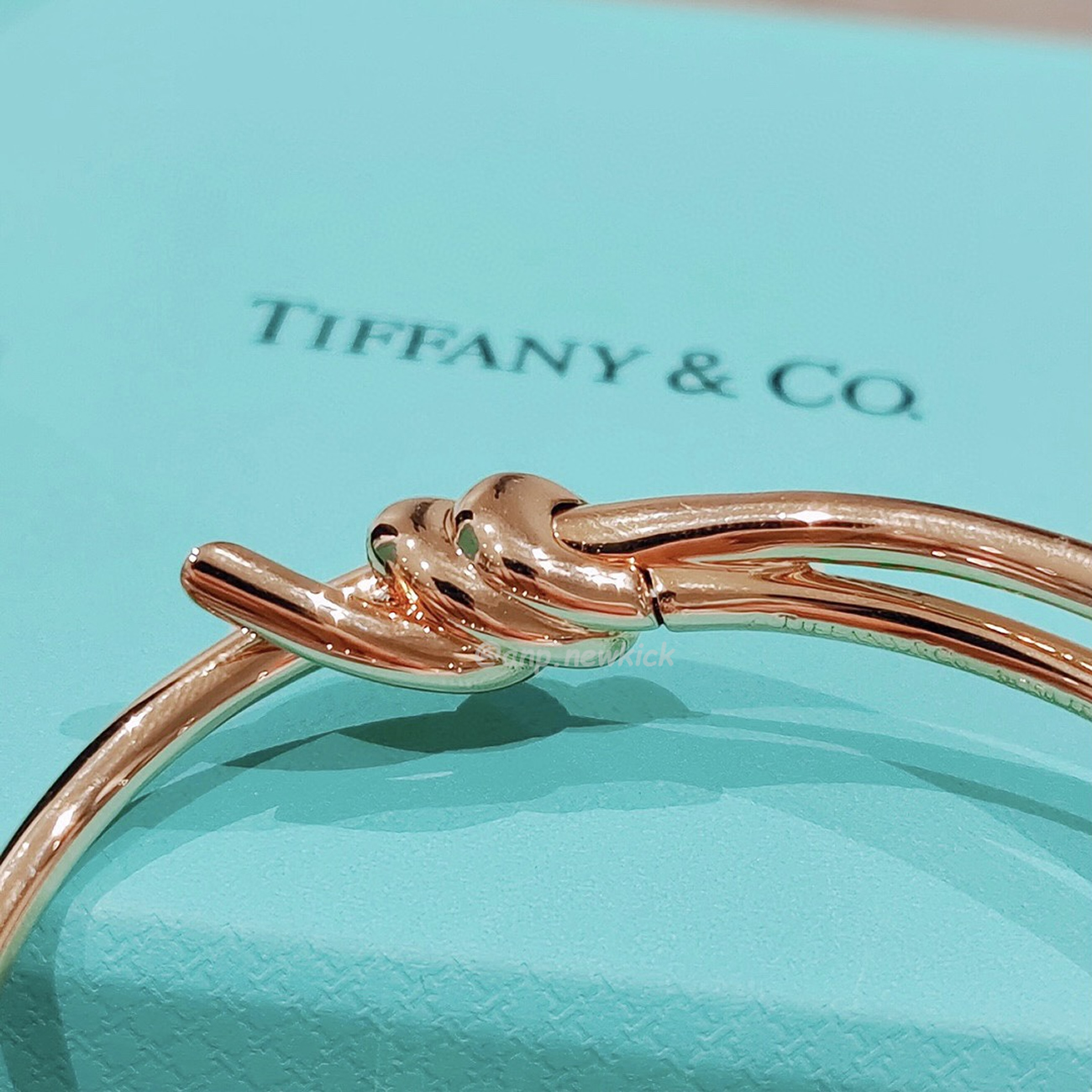 Tiffany Knot Rose Gold Diamond Bracelet (8) - www.newkick.vip